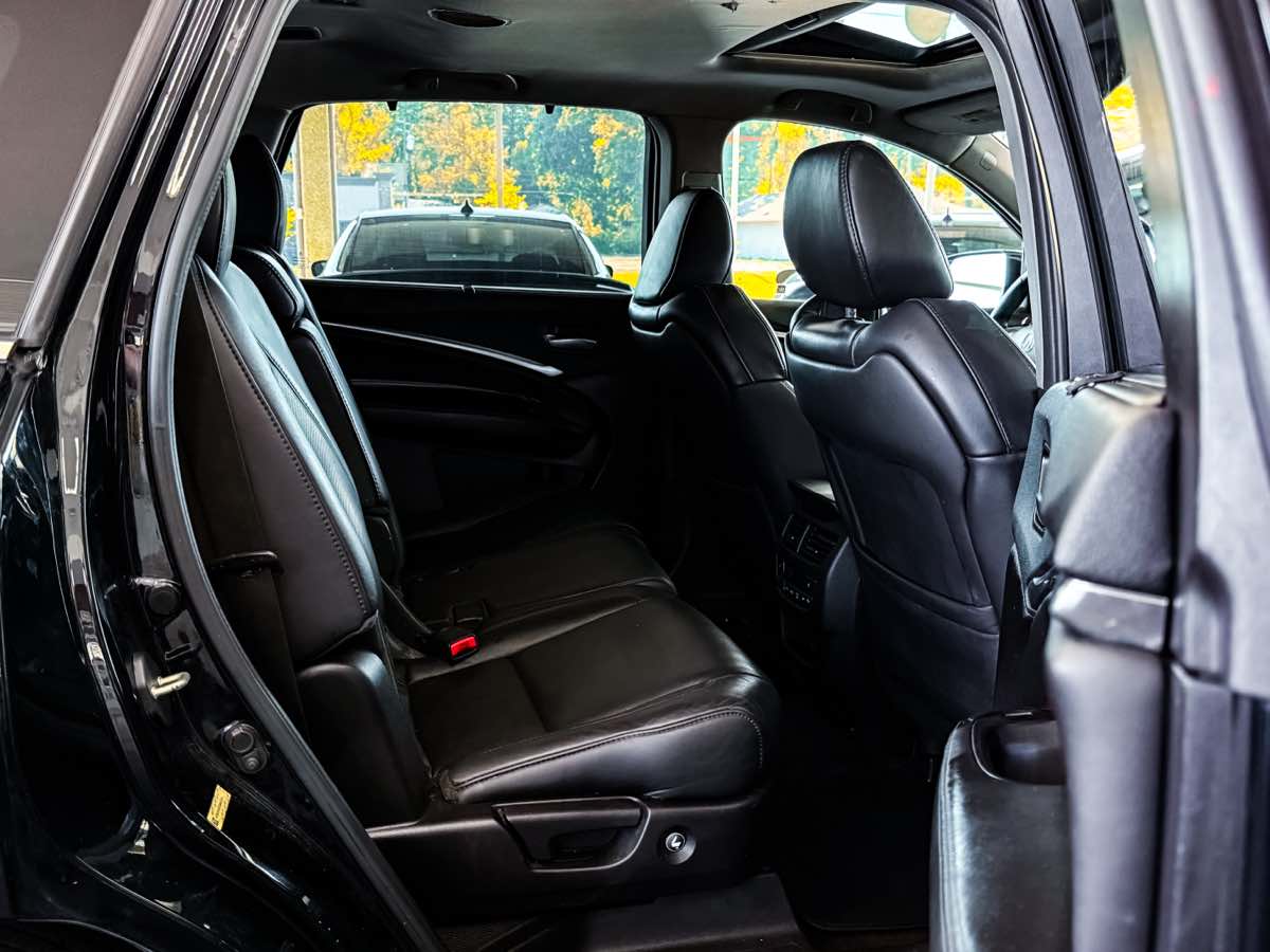 2016 Acura MDX Advance photo 20