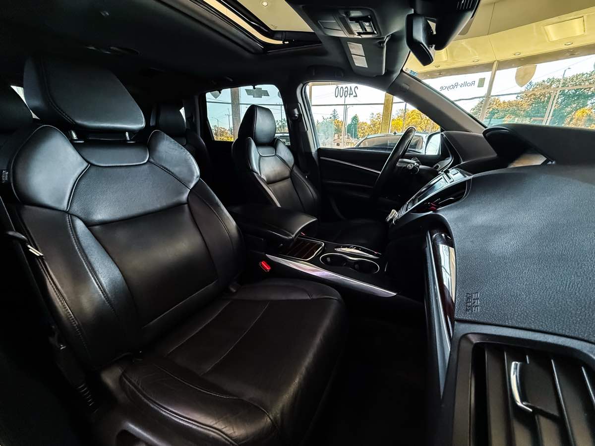 2016 Acura MDX Advance photo 22