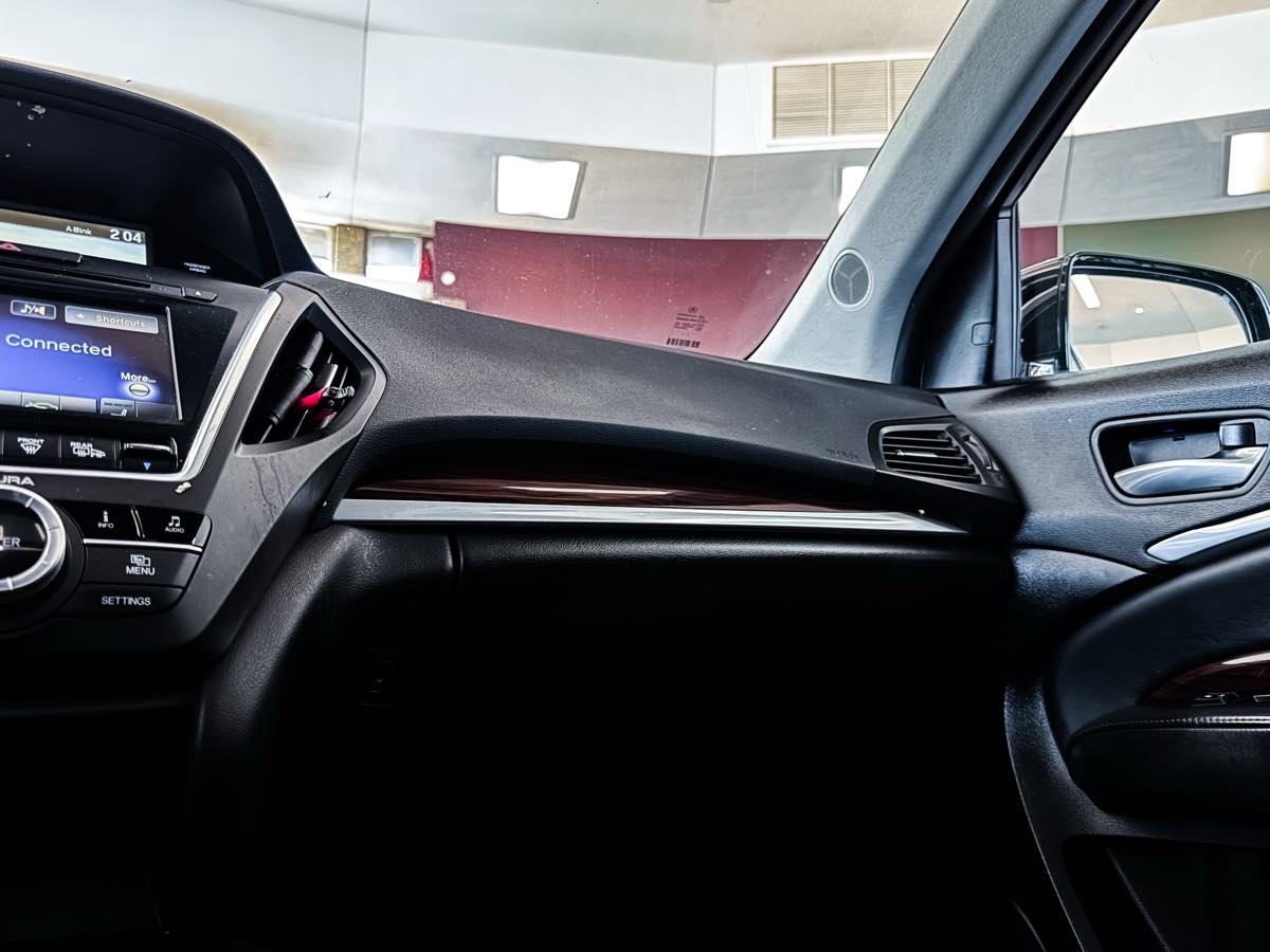 2016 Acura MDX Advance photo 24