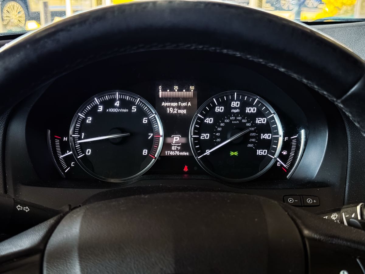2016 Acura MDX Advance photo 31
