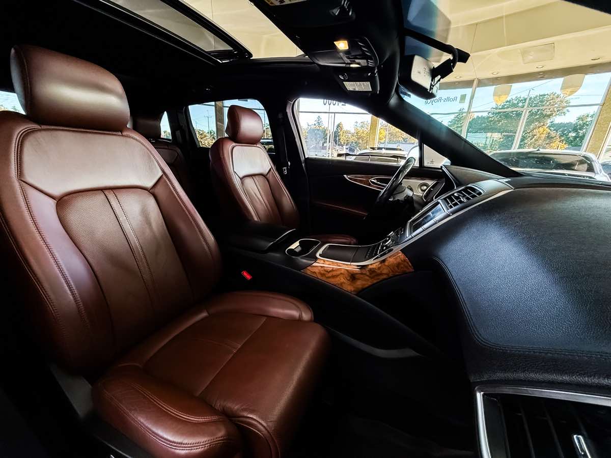 2017 Lincoln MKX Reserve photo 24