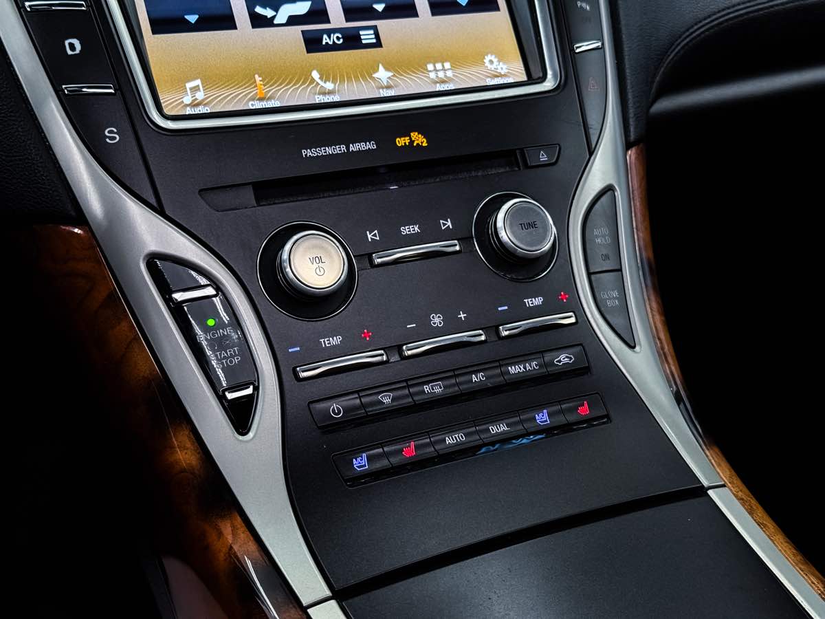 2017 Lincoln MKX Reserve photo 32