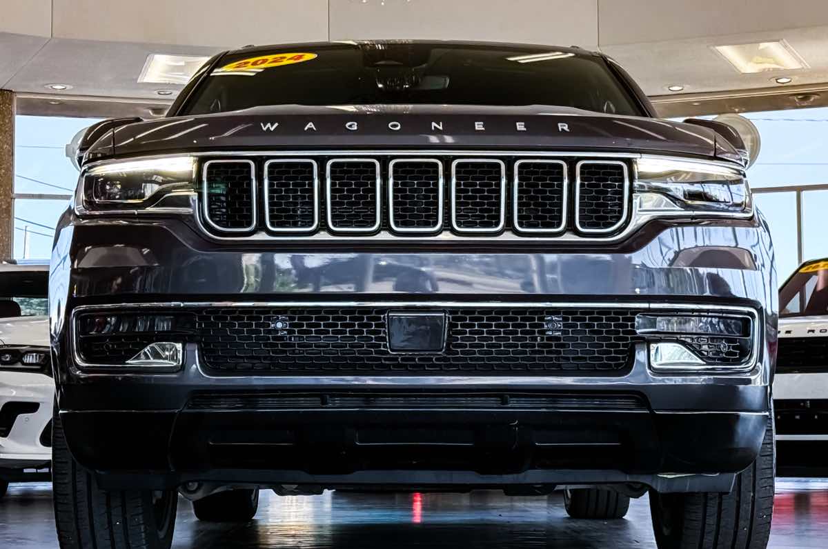 2024 Jeep Wagoneer Series II photo 3