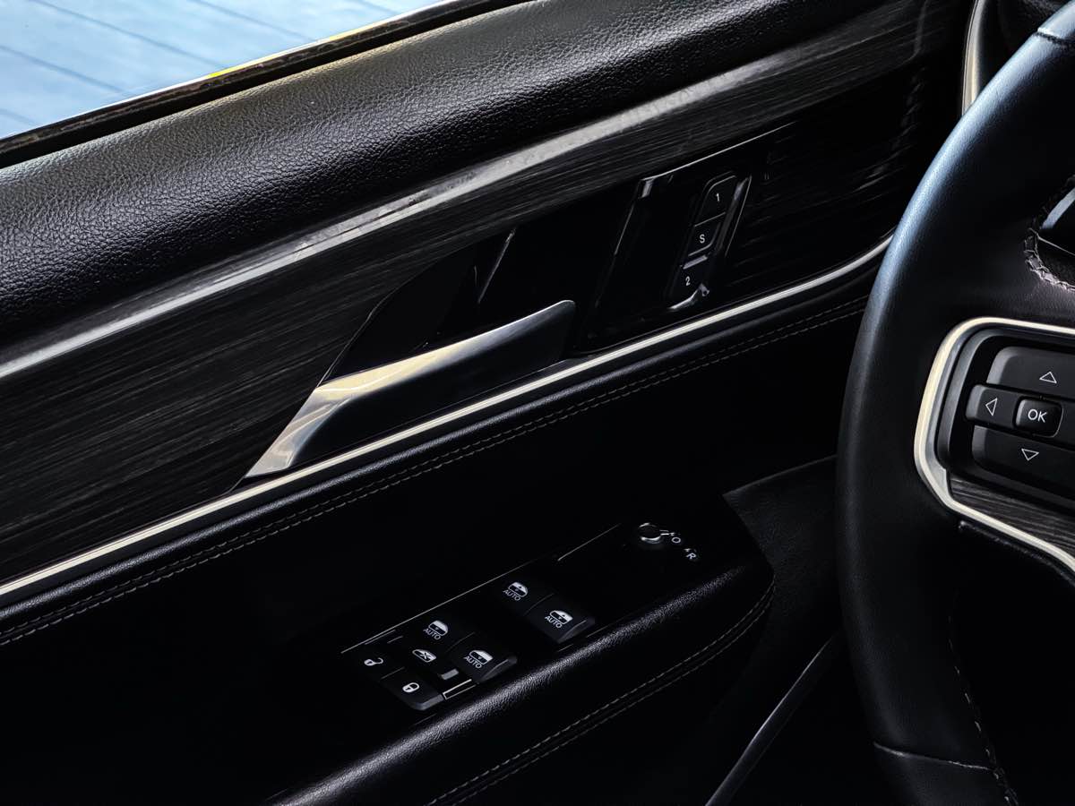 2024 Jeep Wagoneer Series II photo 34