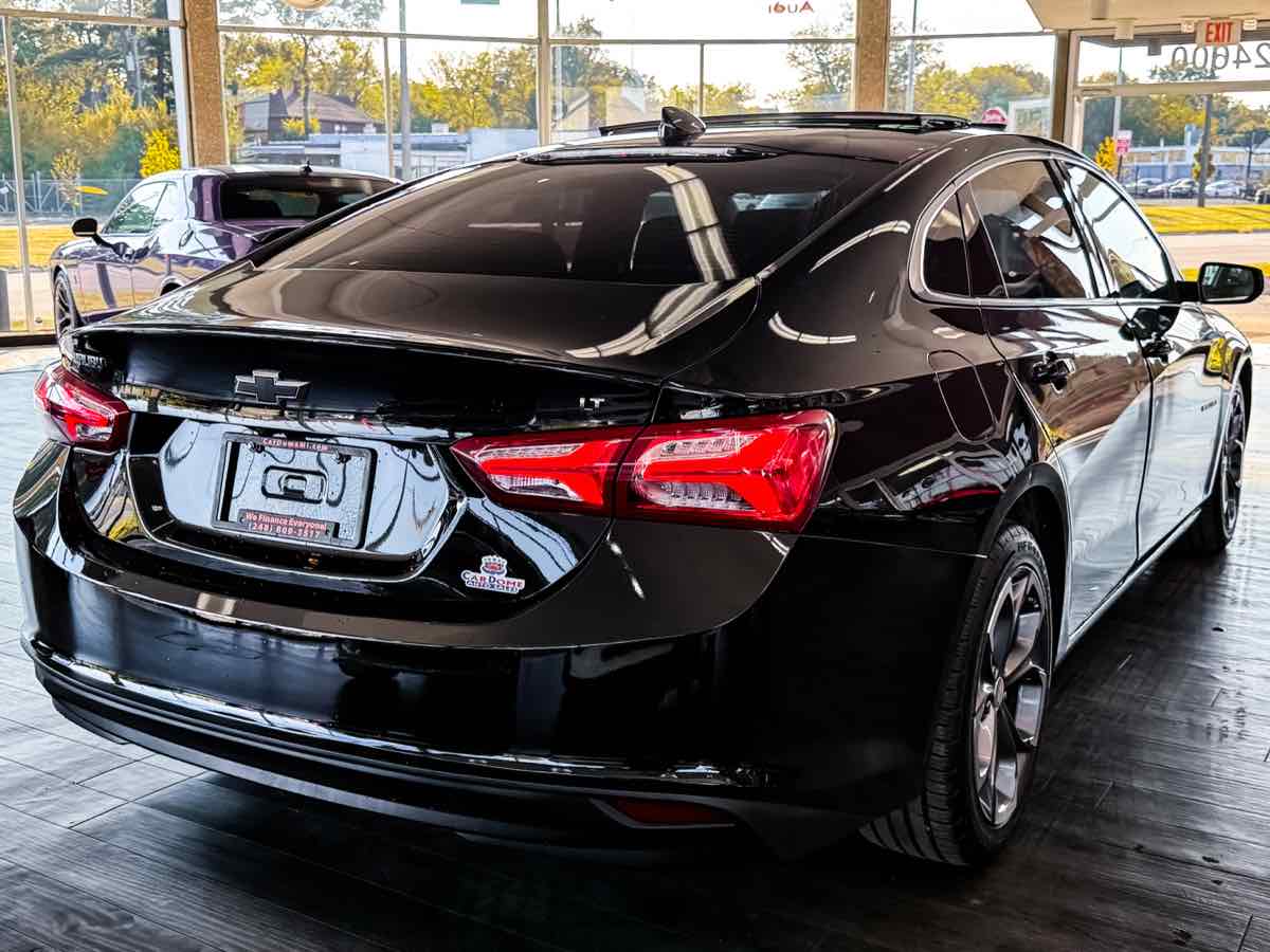 2022 Chevrolet Malibu 1LT photo 9