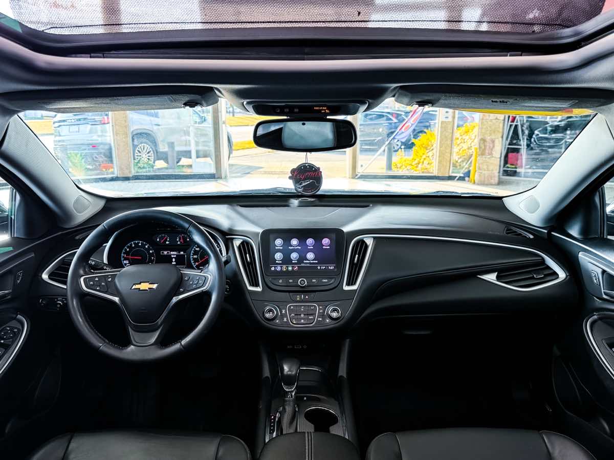 2022 Chevrolet Malibu 1LT photo 25