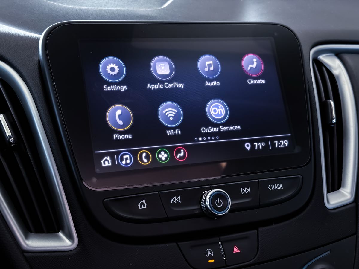 2022 Chevrolet Malibu 1LT photo 37