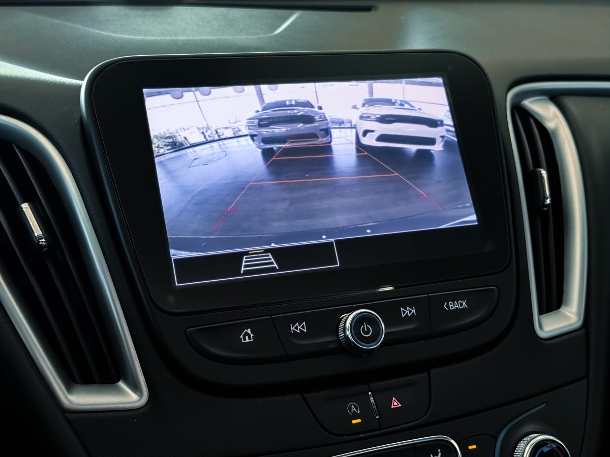 2022 Chevrolet Malibu 1LT photo 39