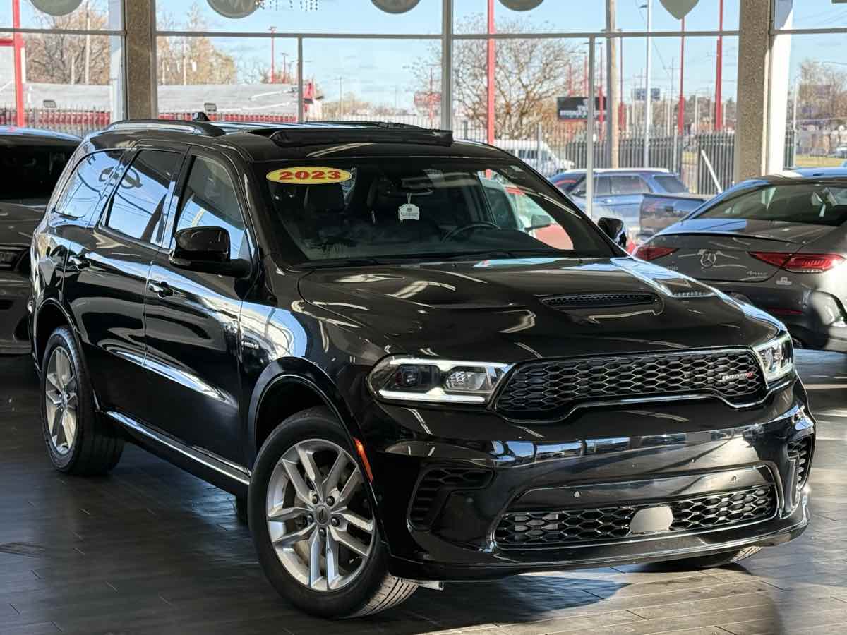 2023 Dodge Durango R/T Plus photo 2