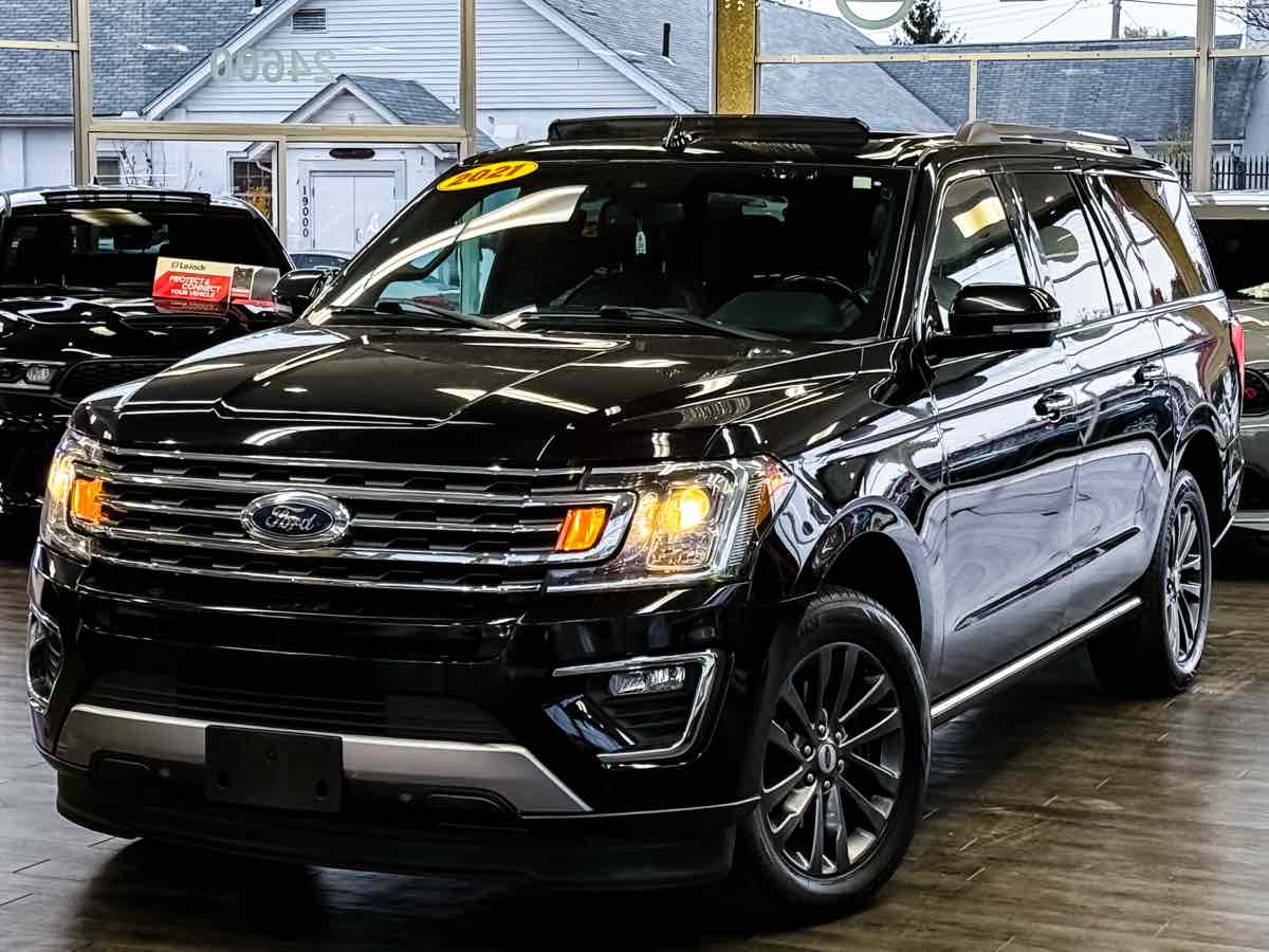 2021 Ford Expedition MAX Limited photo 3
