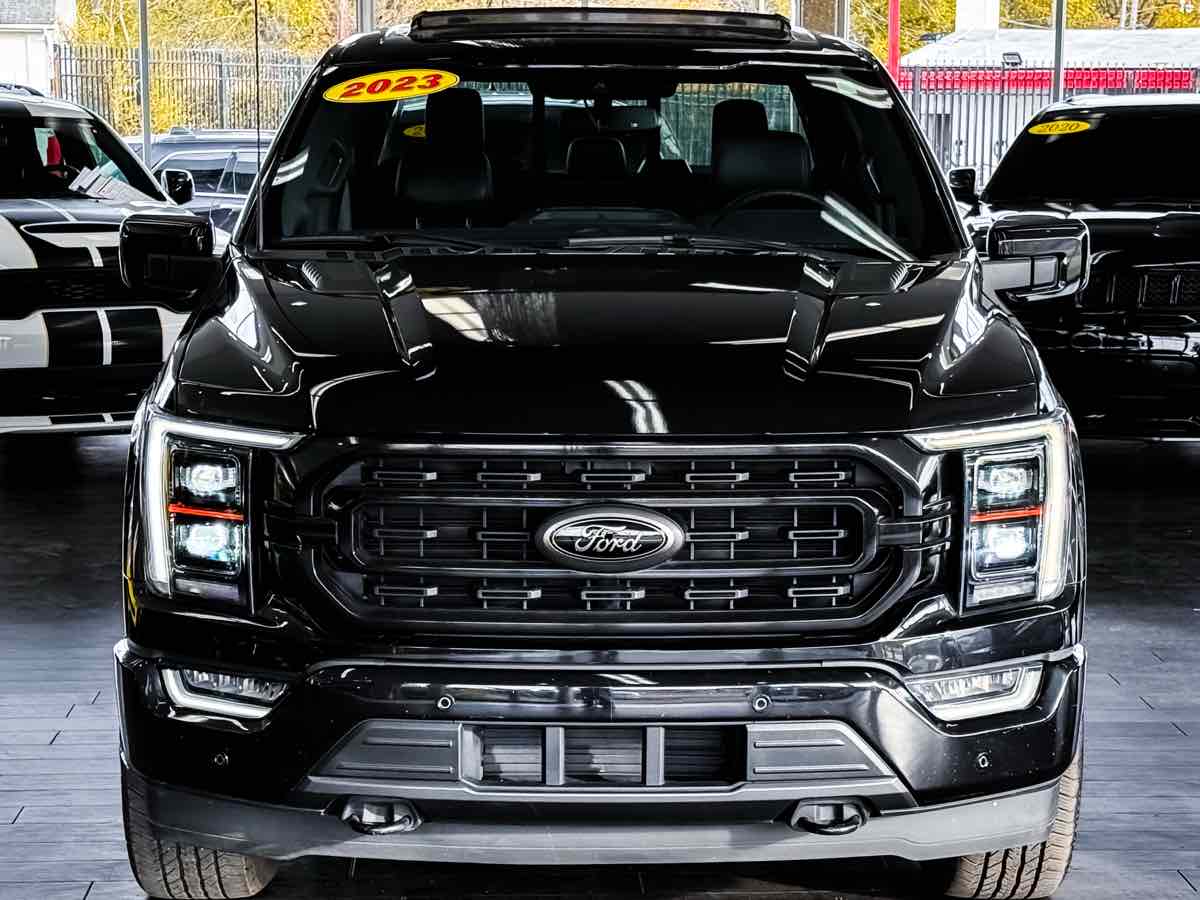 2023 Ford F-150 Lariat photo 3