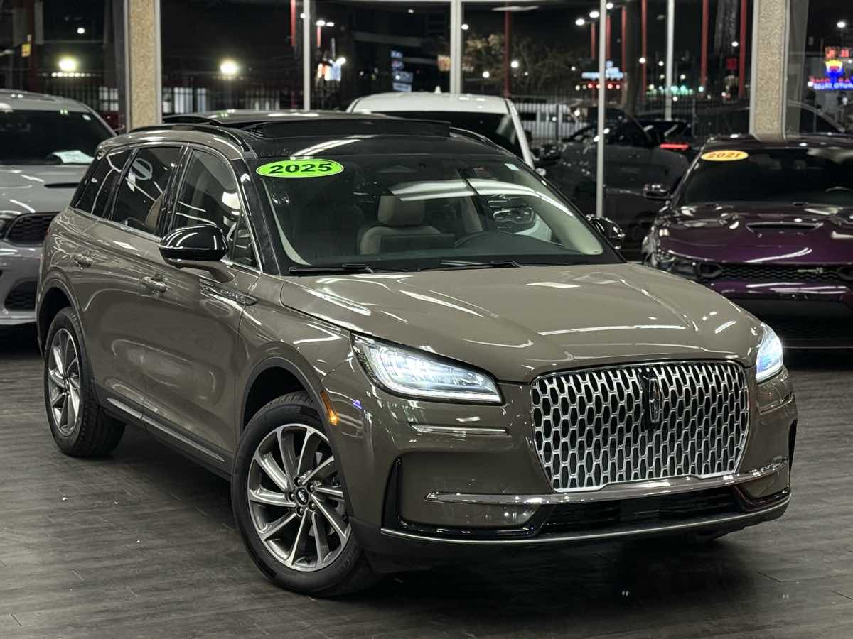2025 Lincoln Corsair Premiere - Photo 3