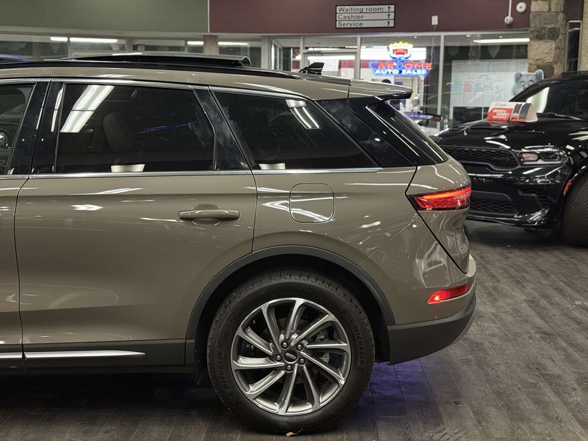 2025 Lincoln Corsair Premiere - Photo 16