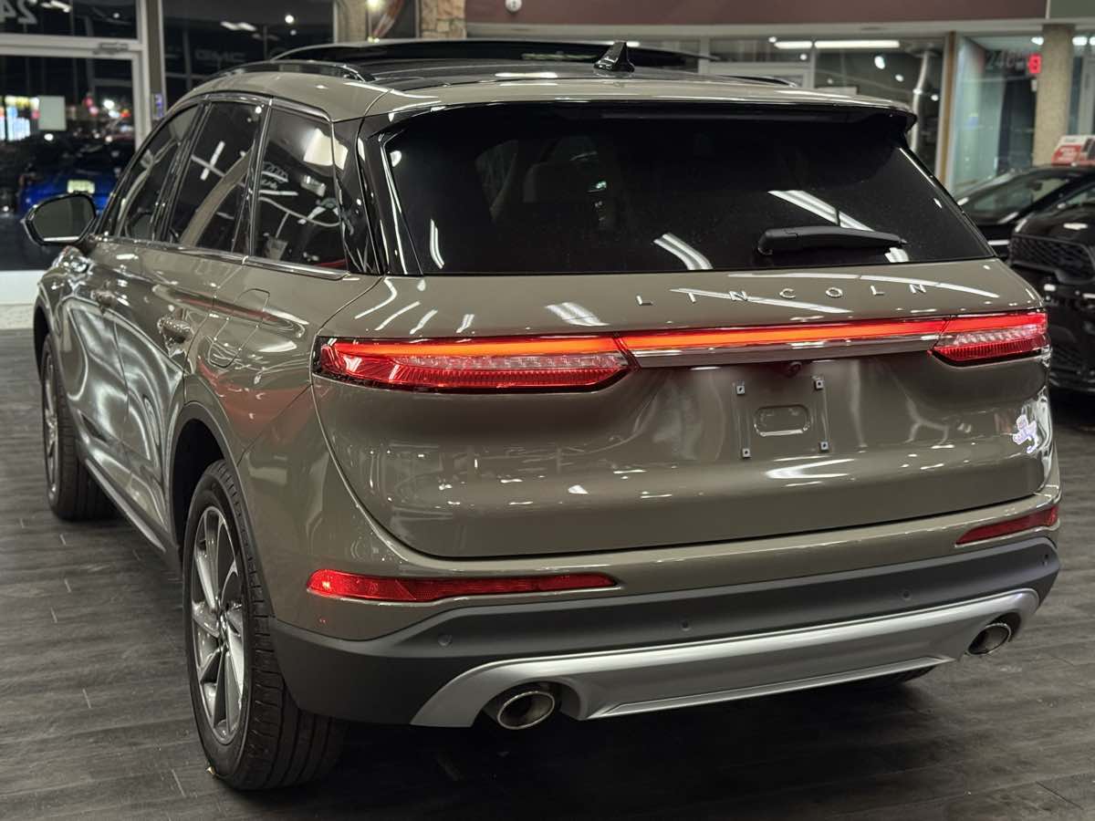2025 Lincoln Corsair Premiere - Photo 17