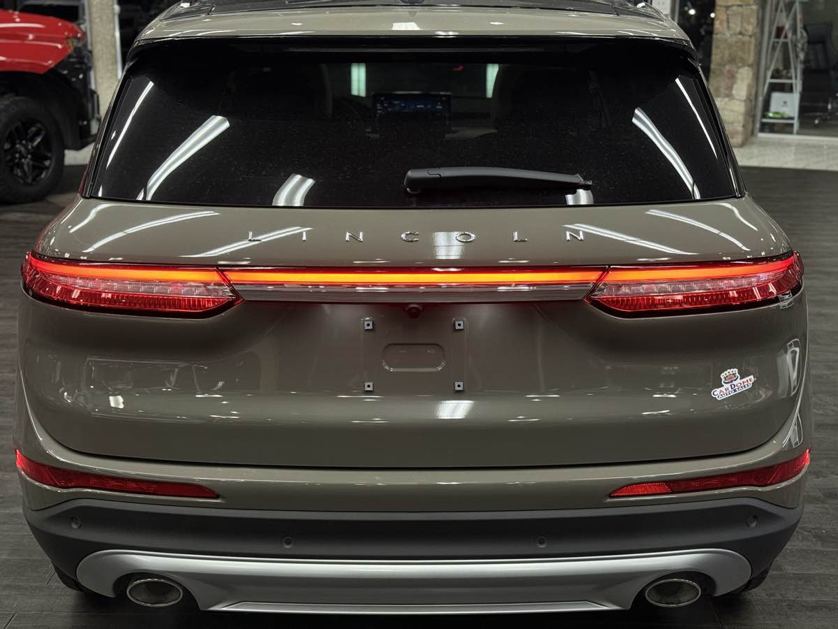 2025 Lincoln Corsair Premiere - Photo 18