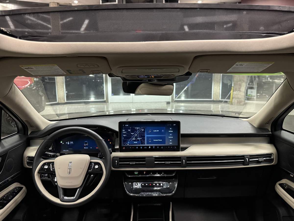 2025 Lincoln Corsair Premiere - Photo 29