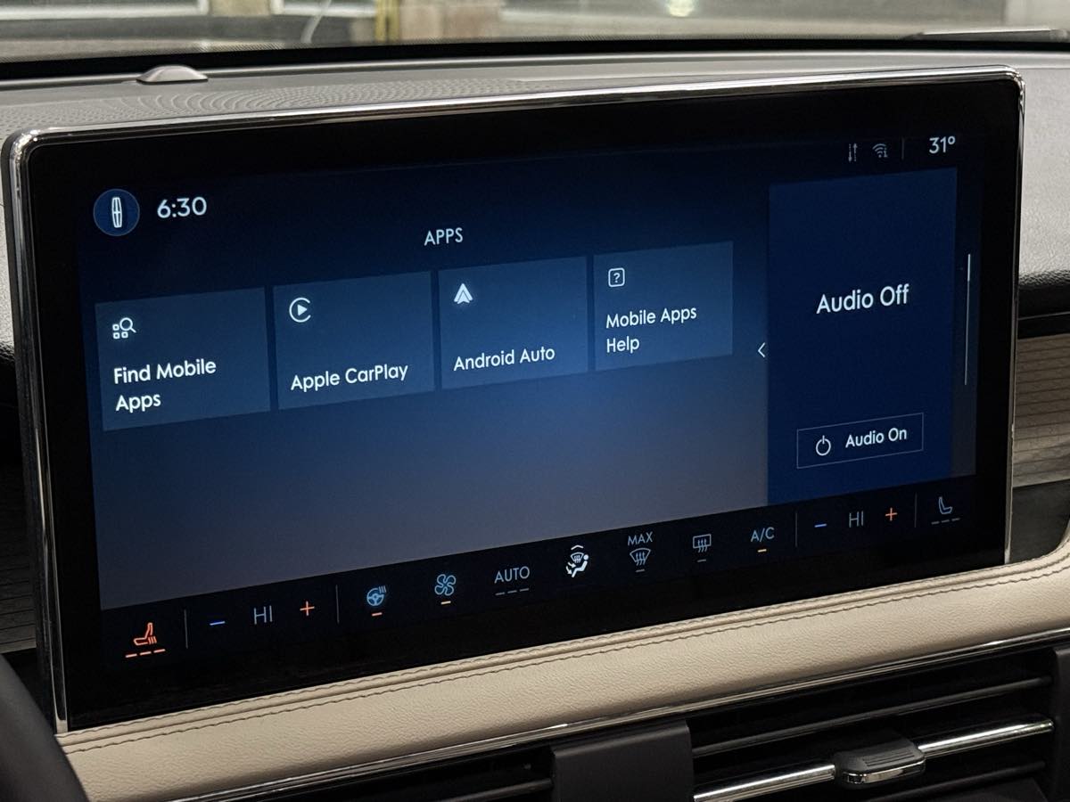 2025 Lincoln Corsair Premiere - Photo 41