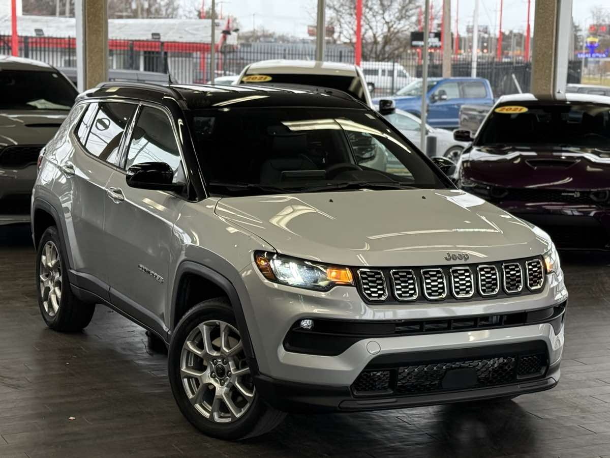 2025 Jeep Compass Limited photo 2