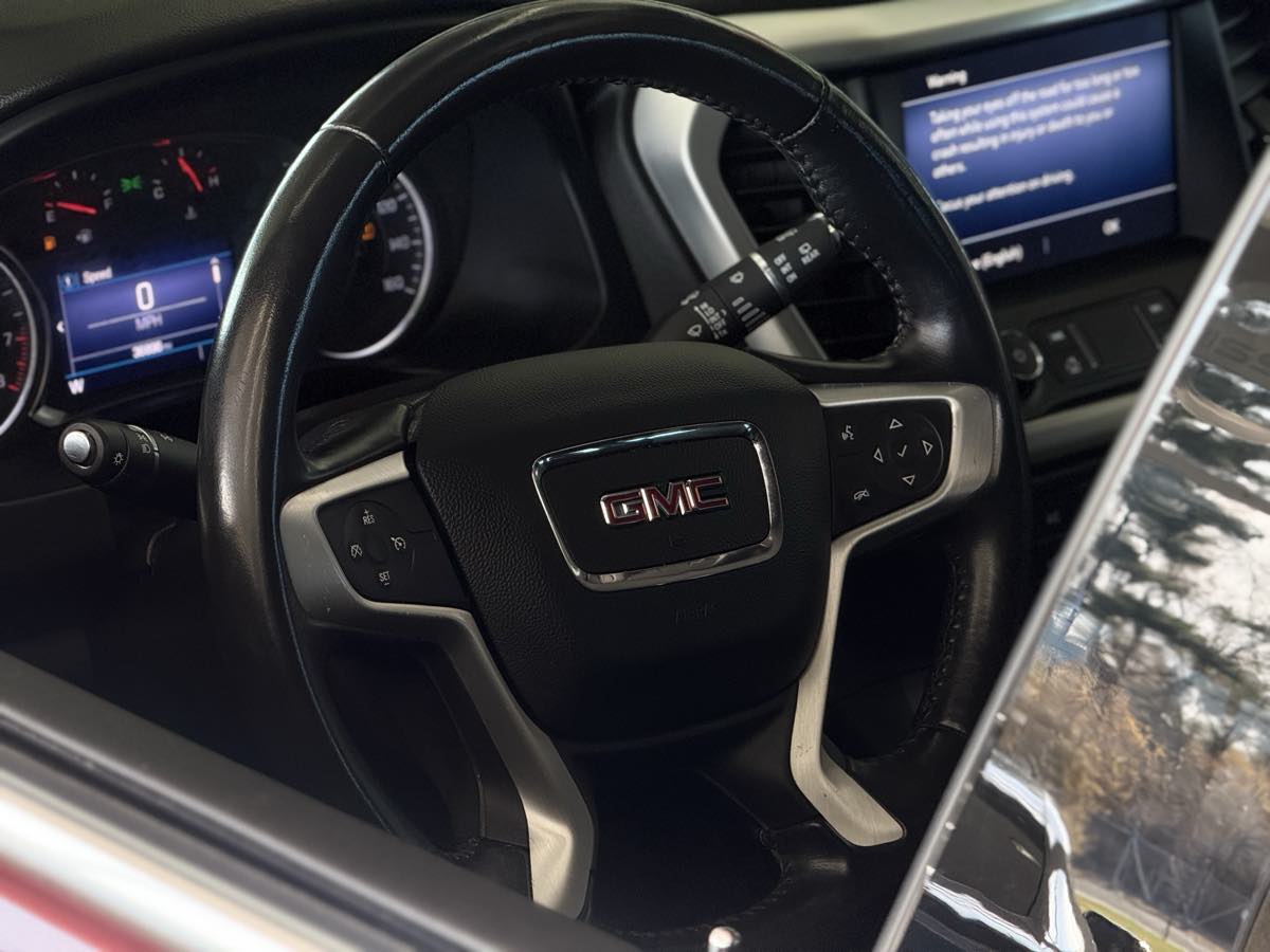 2020 GMC Acadia SLE - Photo 21