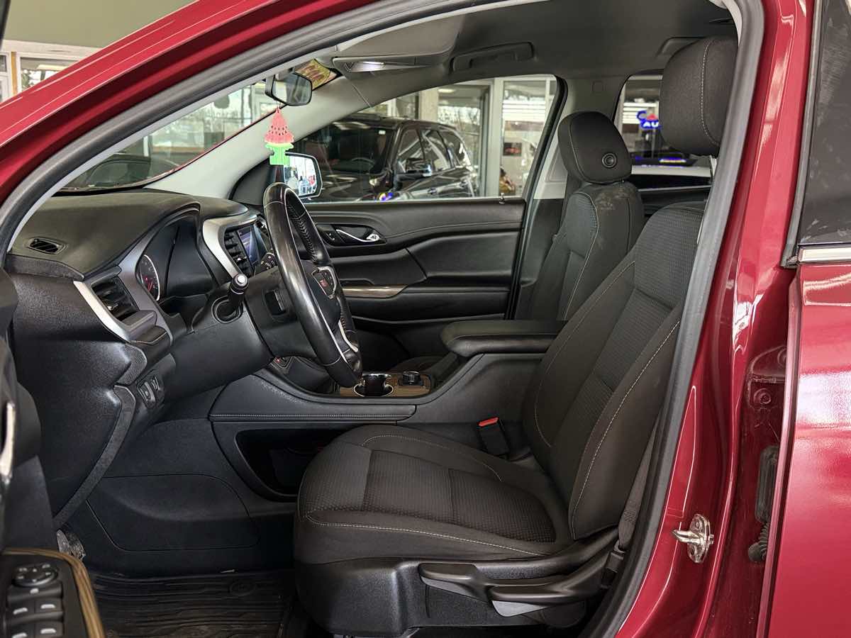 2020 GMC Acadia SLE - Photo 22