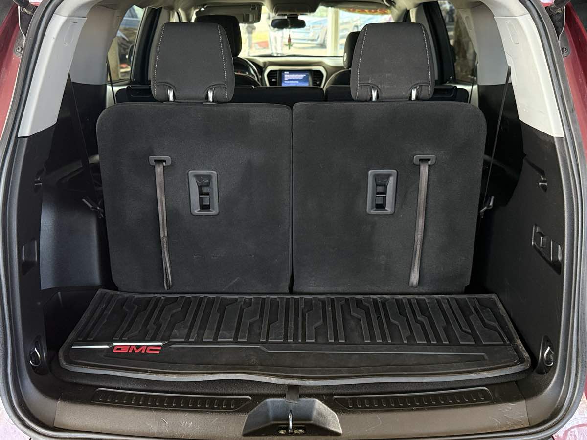 2020 GMC Acadia SLE - Photo 25
