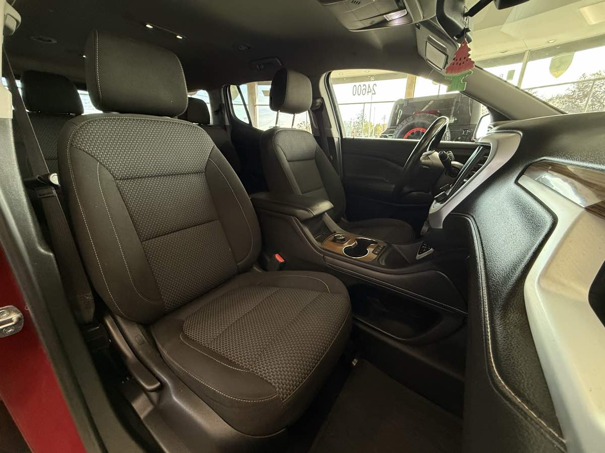 2020 GMC Acadia SLE - Photo 28