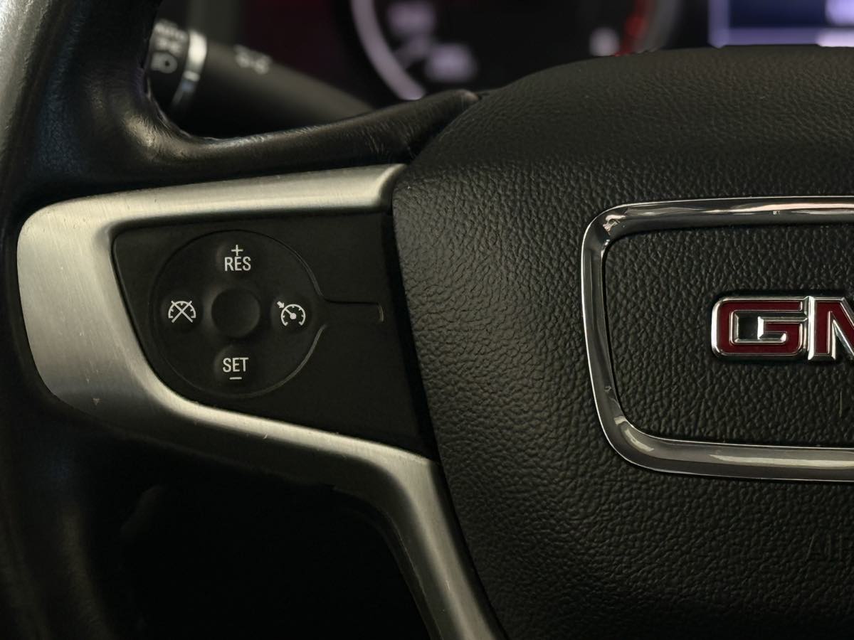 2020 GMC Acadia SLE - Photo 34