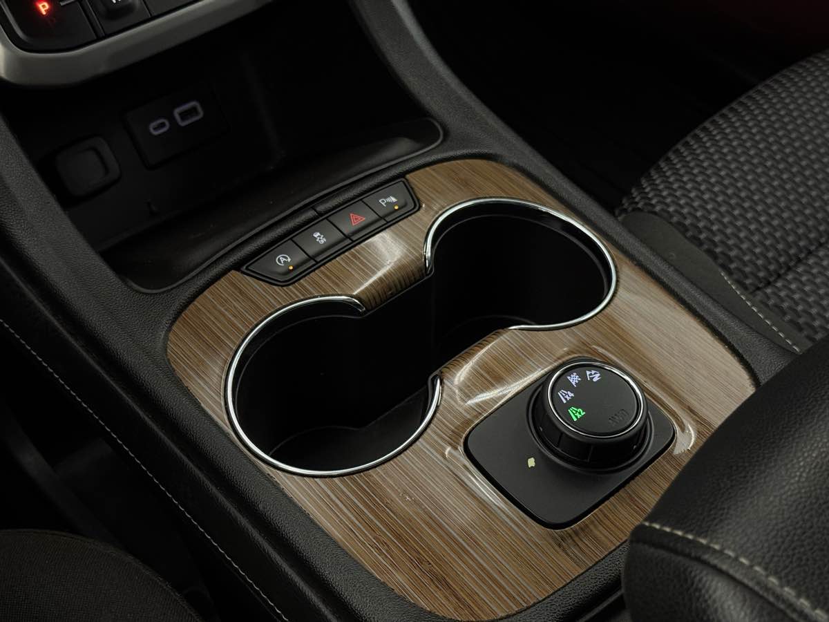 2020 GMC Acadia SLE - Photo 39