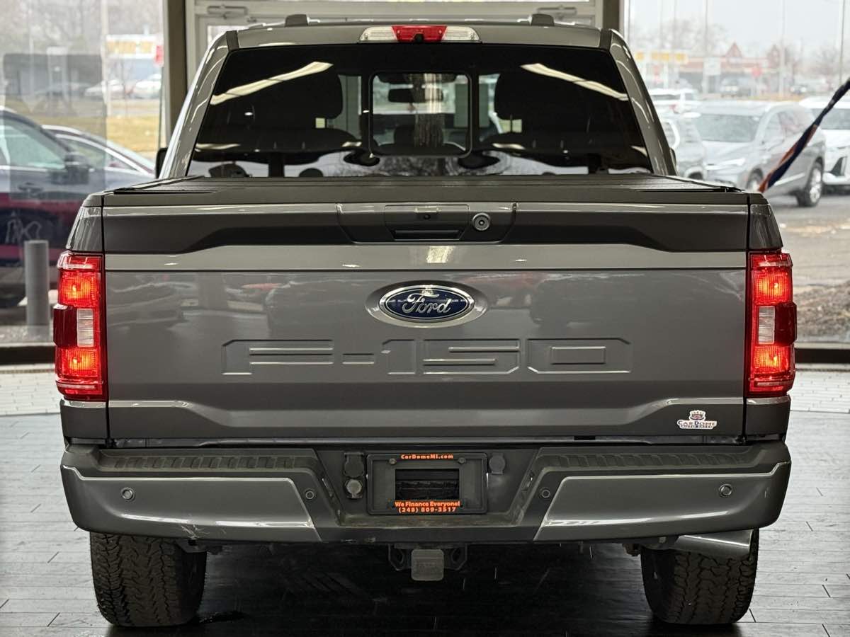 2021 Ford F-150 XLT photo 4