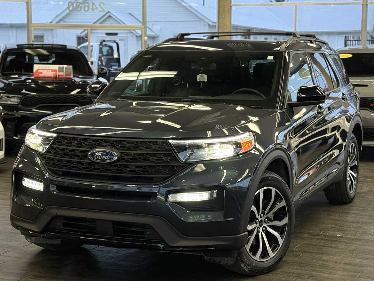 2023 Ford Explorer ST-Line photo 3