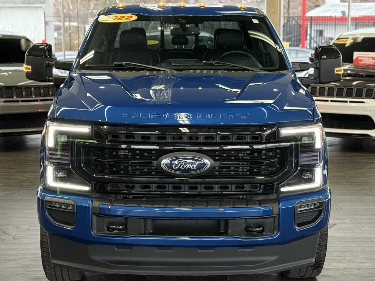 2022 Ford F-250 Lariat photo 3