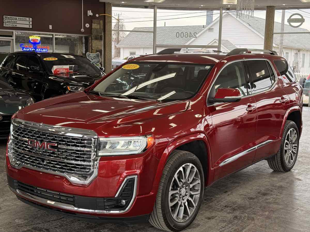 2023 GMC Acadia Denali - Photo 18