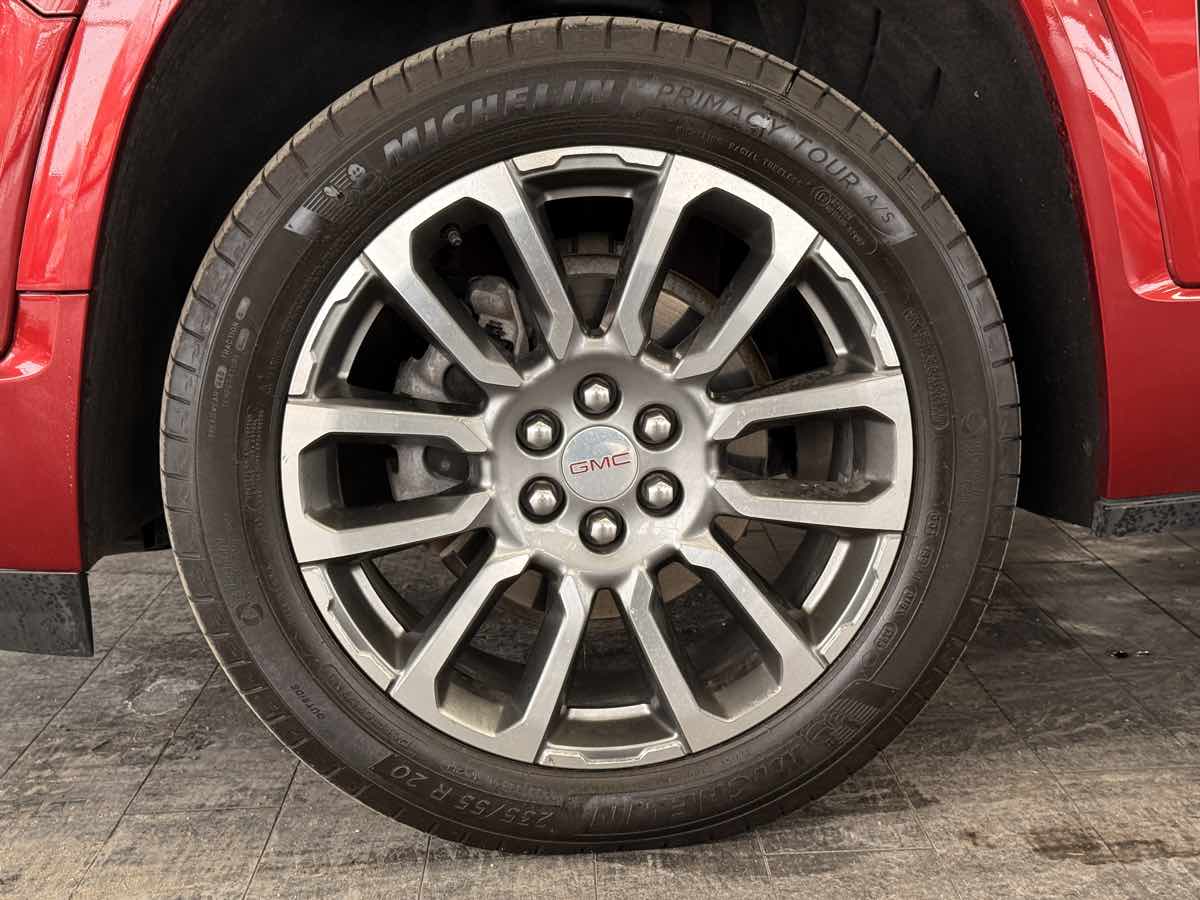 2023 GMC Acadia Denali - Photo 24