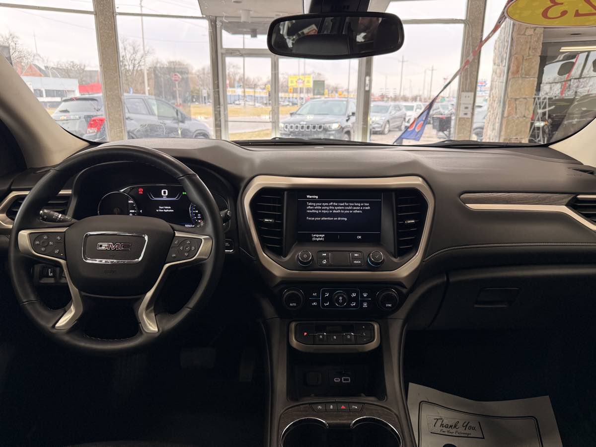 2023 GMC Acadia Denali - Photo 43