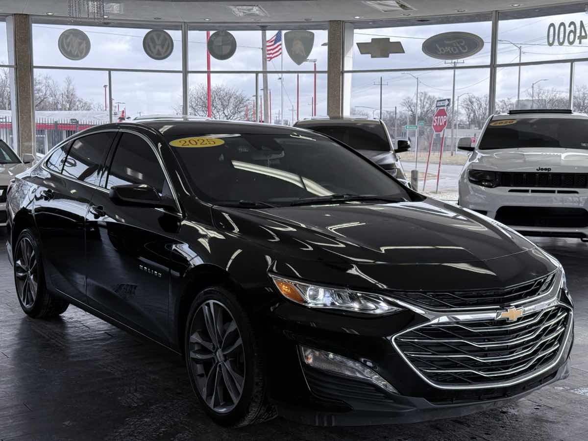 2025 Chevrolet Malibu LT