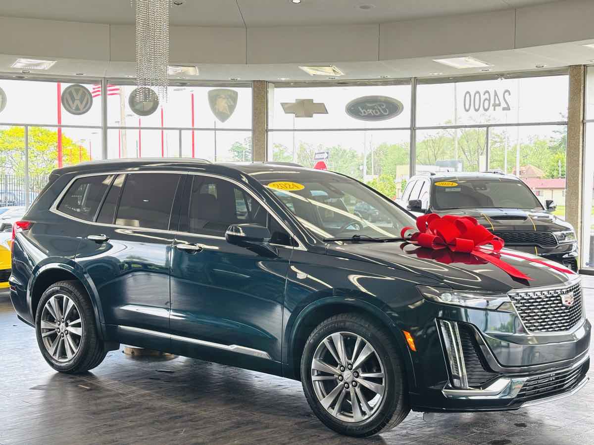 2024 Cadillac XT6 Premium Luxury Auto's photo