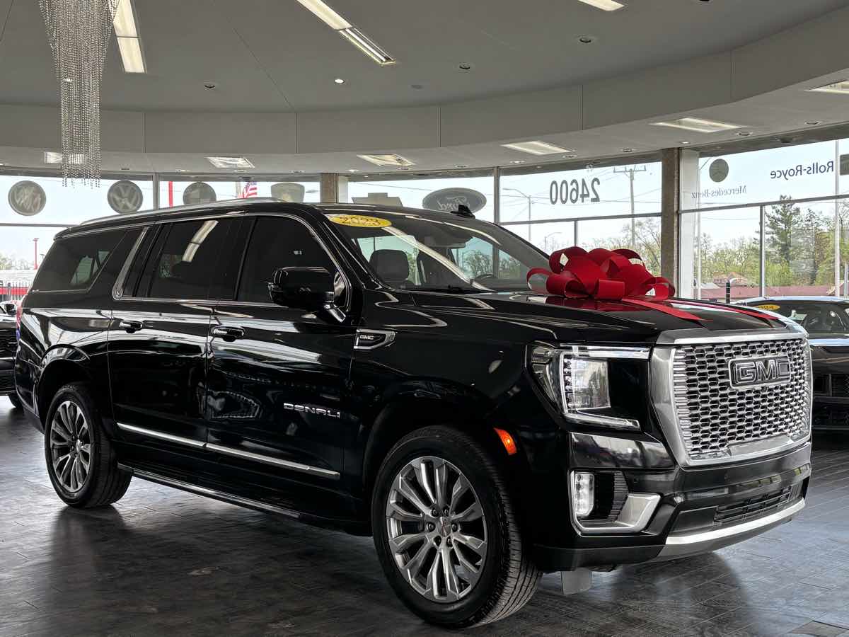 2023 GMC Yukon Denali's photo