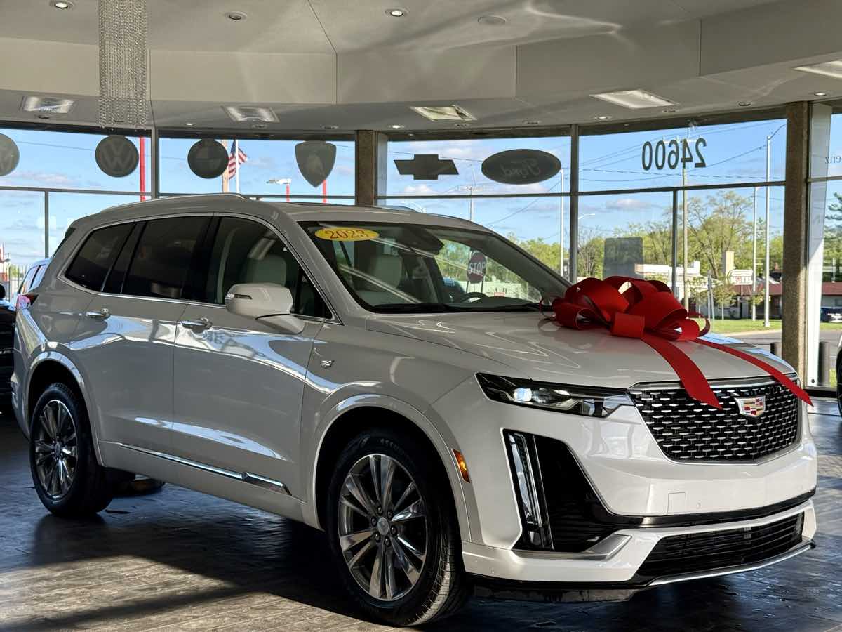 2023 Cadillac XT6 Premium Luxury Auto 4WD's photo