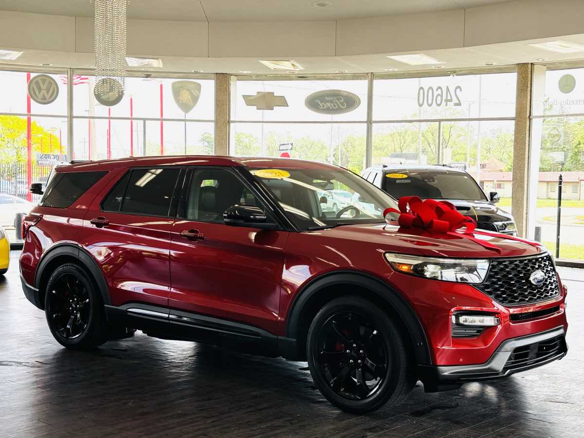 2021 Ford Explorer ST 4WD's photo