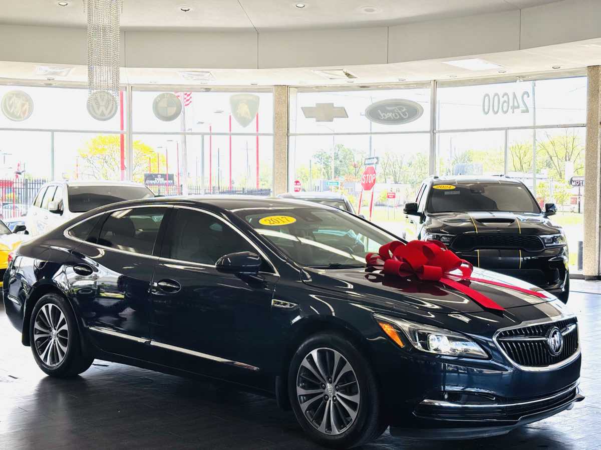 2017 Buick LaCrosse Premium's photo