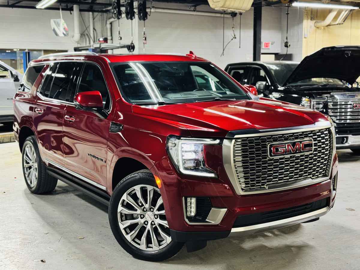 2022 GMC Yukon 4WD Denali's photo