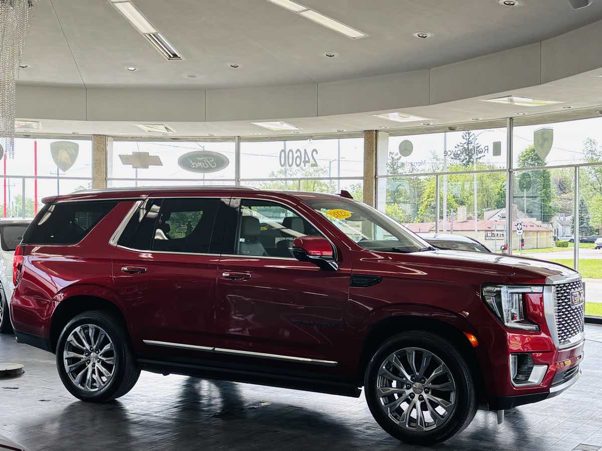 2022 GMC Yukon 4WD Denali's photo