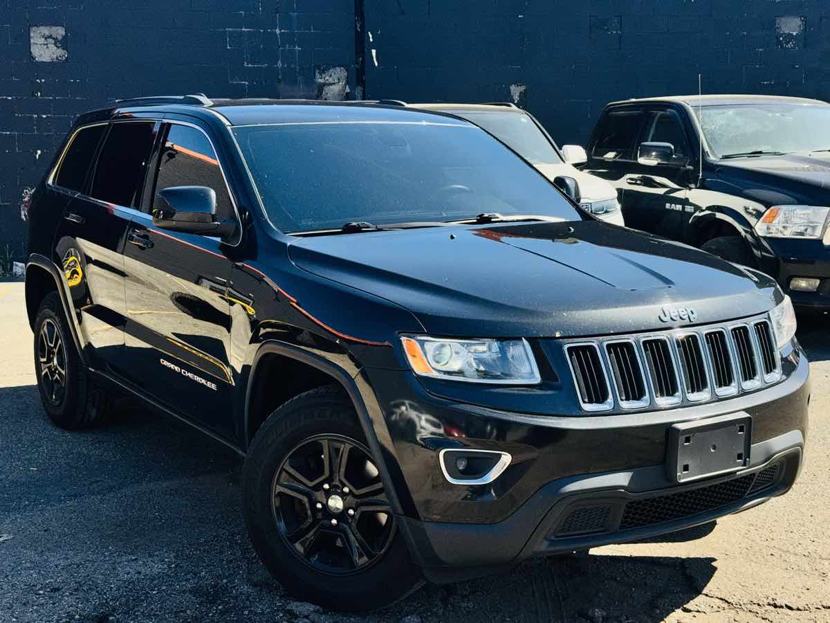 2016 Jeep Grand Cherokee Laredo E 4WD's photo