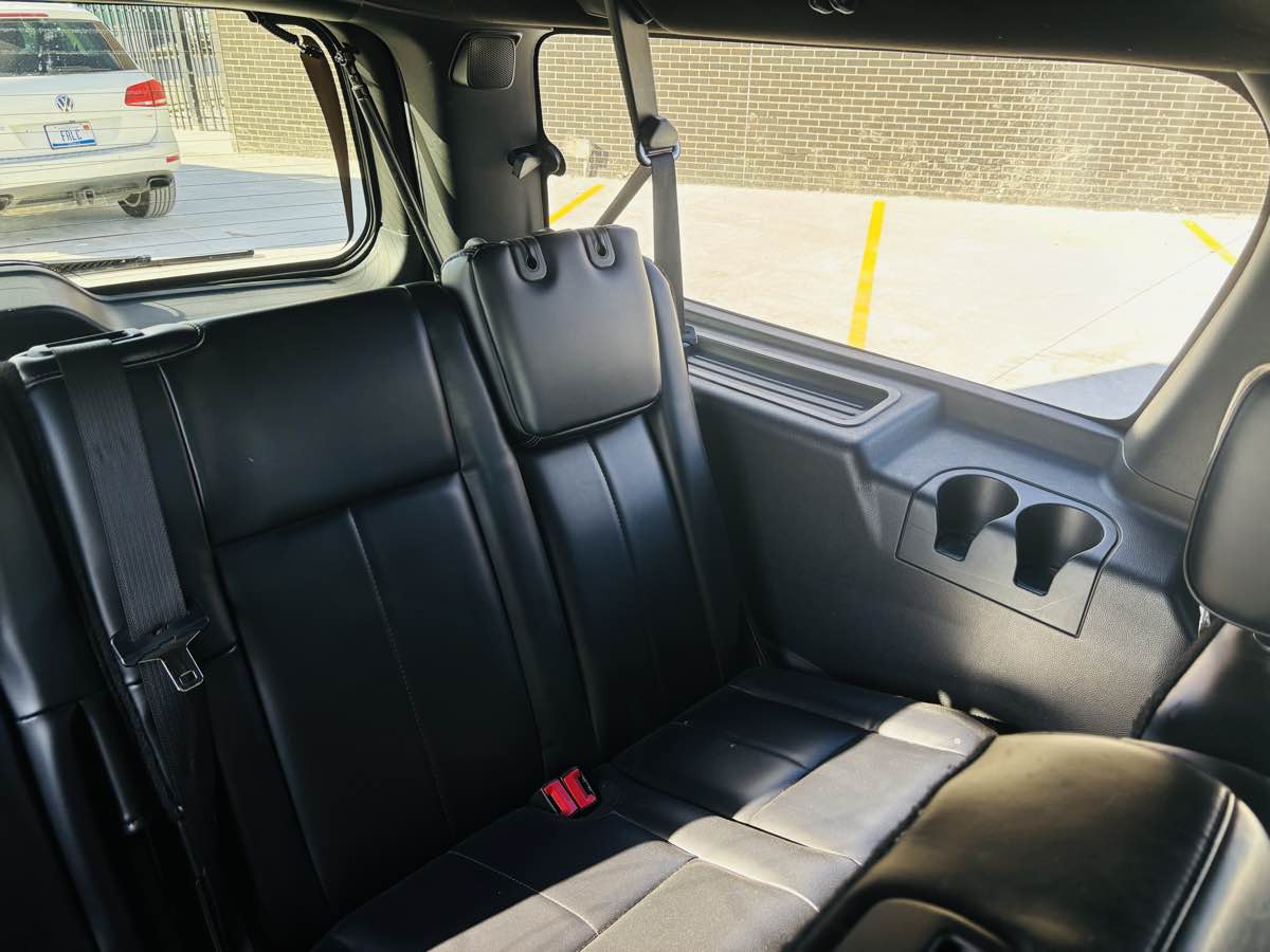 Photo 44 of this Ford Expedition EL