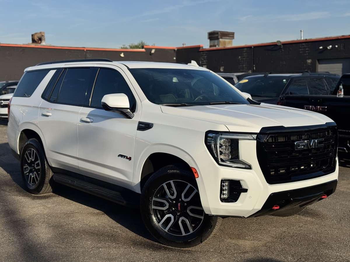 2023 GMC Yukon 4WD AT4's photo
