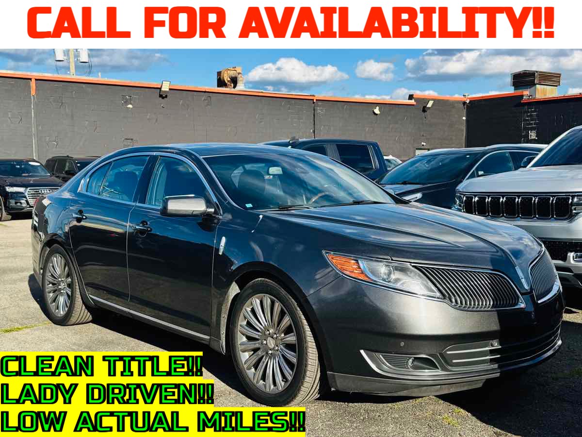 2015 Lincoln MKS AWD's photo