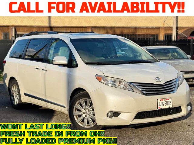 White (Blizzard Pearl) 2013 Toyota Sienna Minivan Front-Wheel Drive Automatic