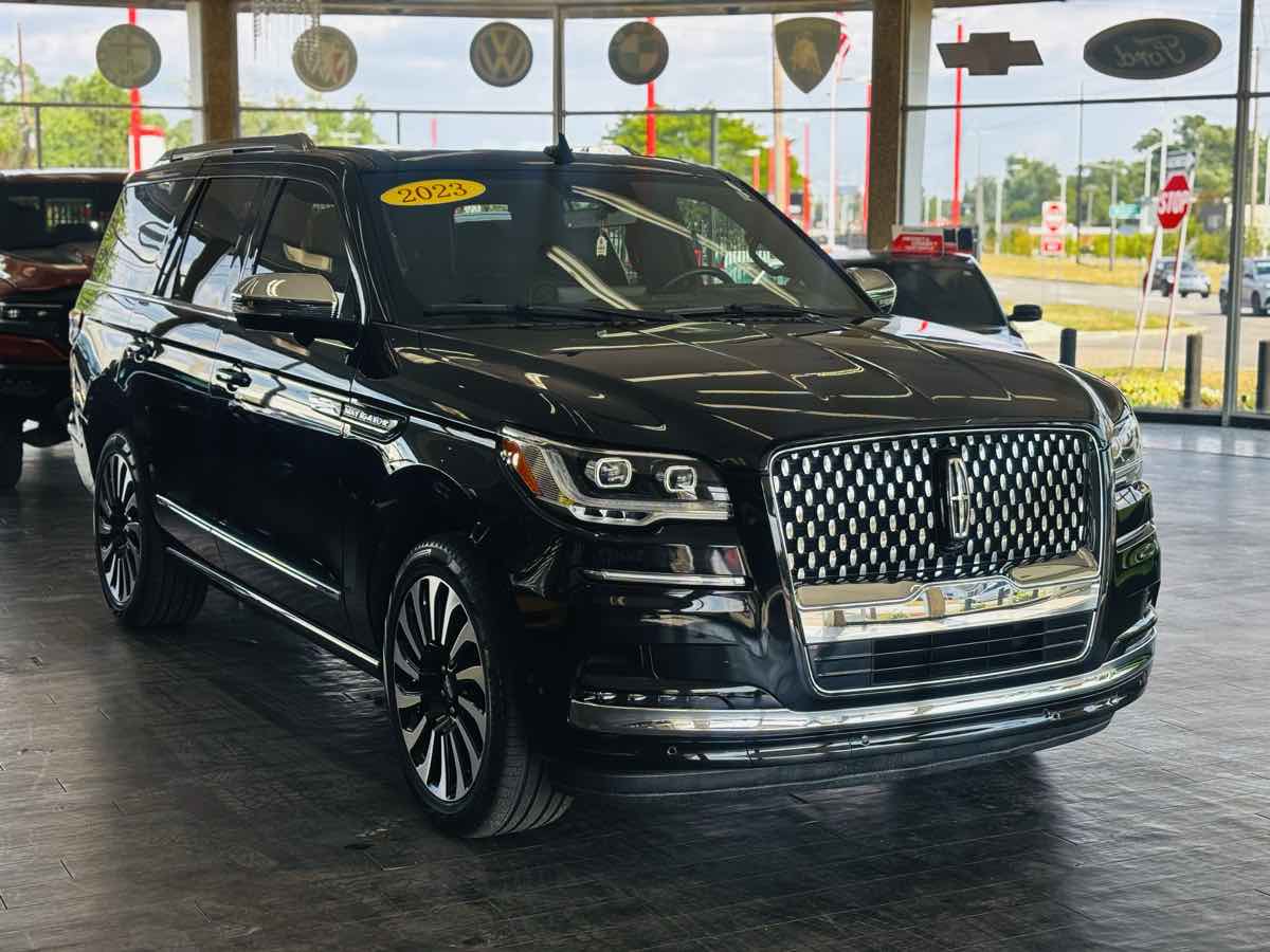 2023 Lincoln Navigator