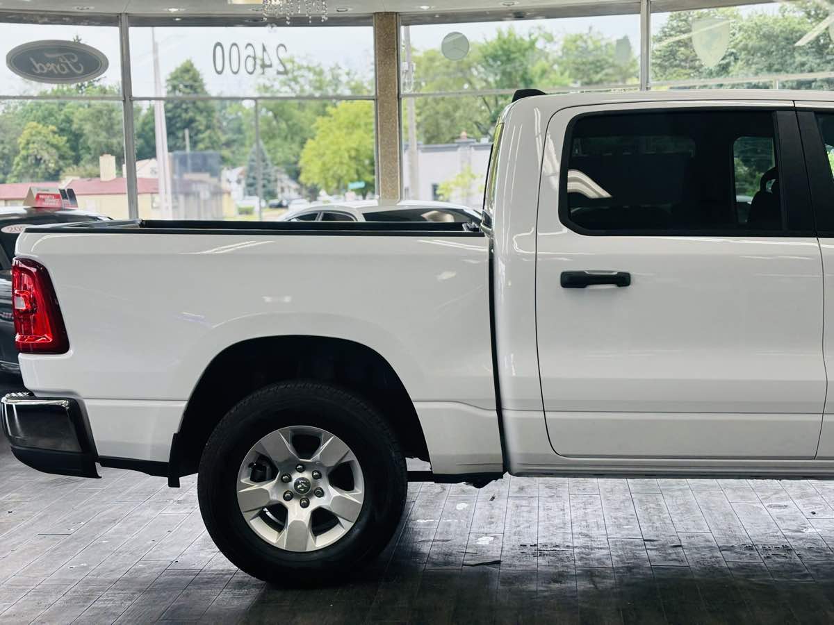 2025 RAM Ram 1500 Pickup Tradesman - Photo 6
