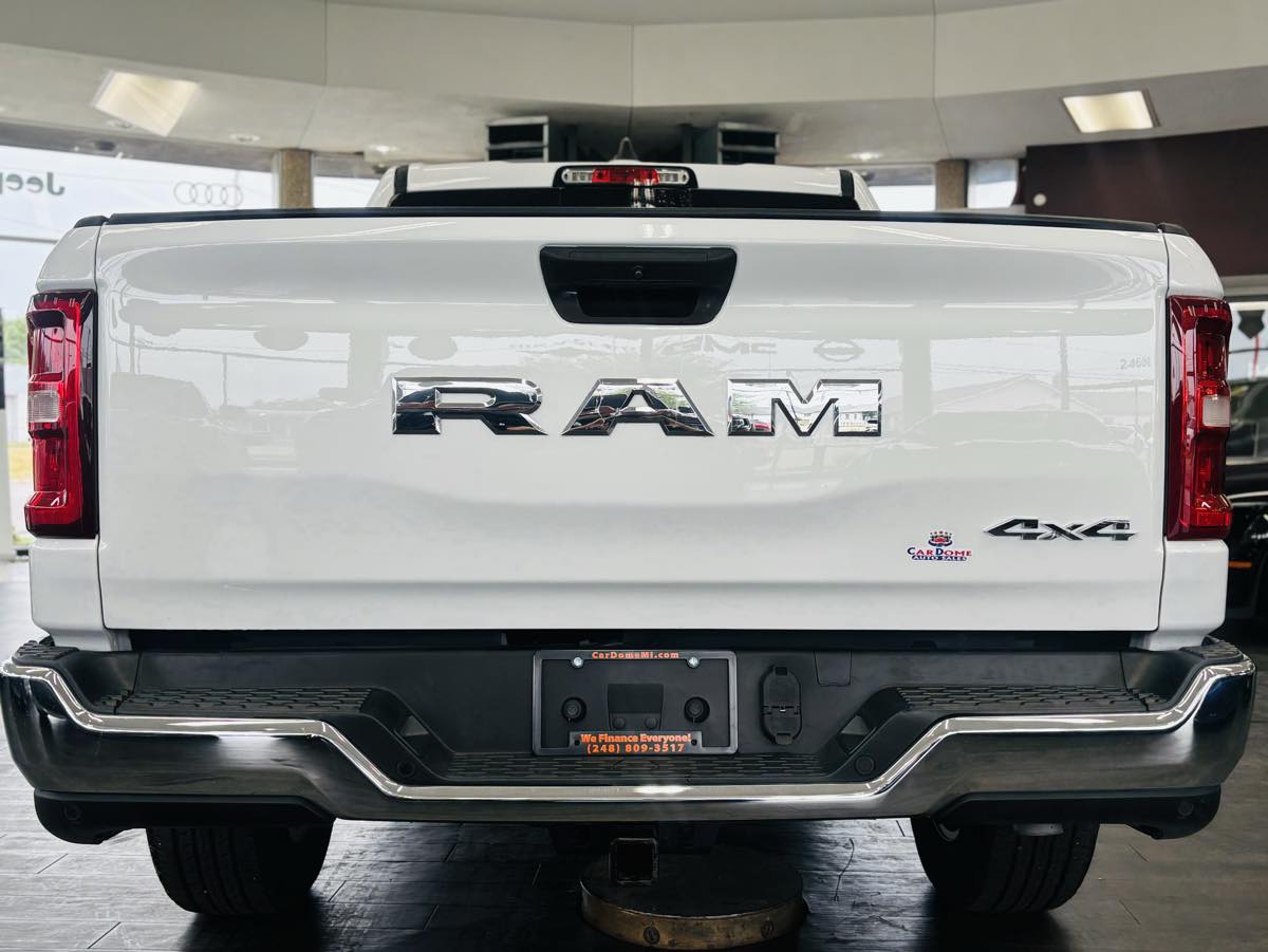 2025 RAM Ram 1500 Pickup Tradesman - Photo 11